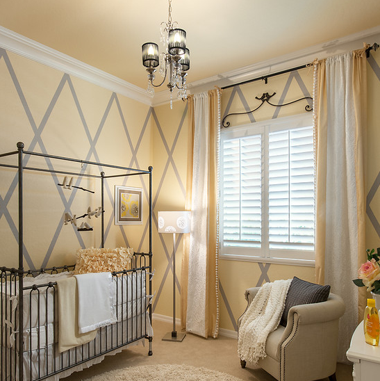 Французская элегантность стиля комнаты малыша