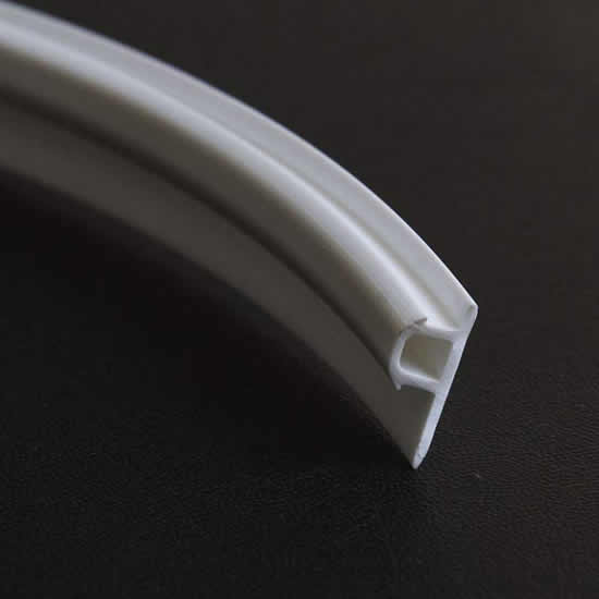 Жёсткая Т-образная вставка