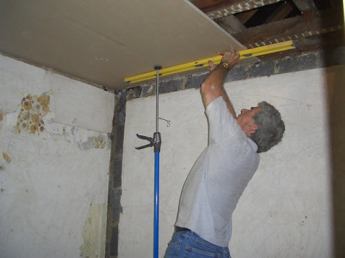 Подгонка листов для крепления в одной плоскости