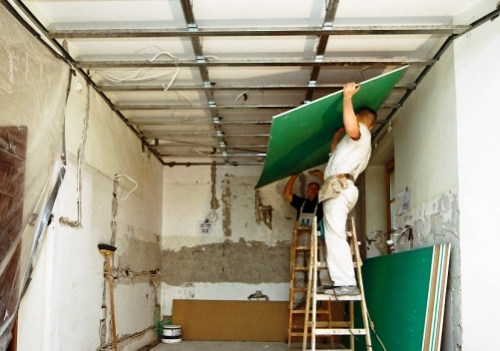 Установка листов на каркас