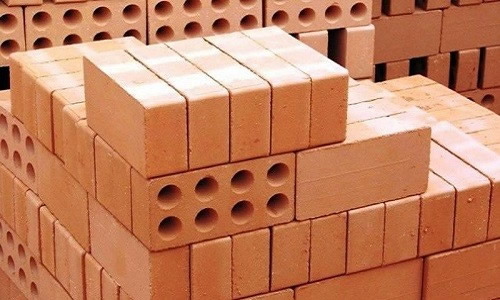 Поддон кирпичей