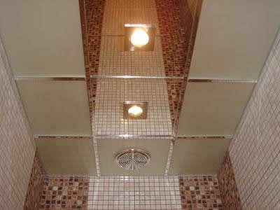 Комбинация сатинированных и зеркальных плиток