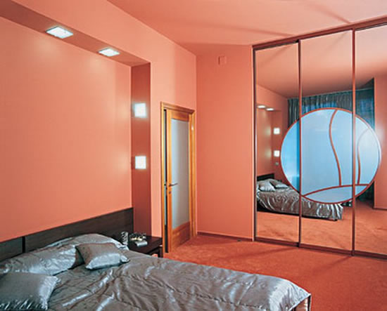 Оформление интерьера способом окрашивания