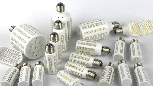 Существует большое разнообразие форм и цветов светодиодных ламп