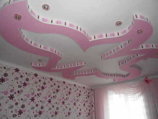 Объёмная фигура на потолке