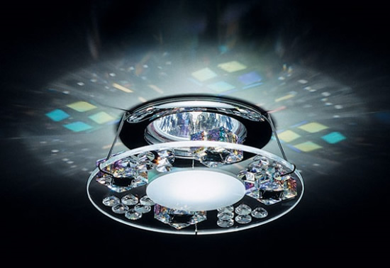 Один из примеров освещения для низких потолков