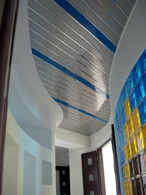 Потолок реечный geipel