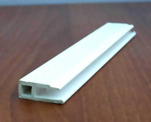 Багет для натяжных потолков