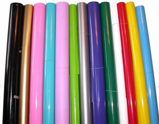 Разновидности самоклеящейся плёнки