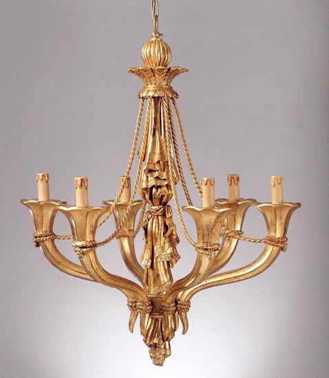 Резьба по дереву с покрытием «под золото»