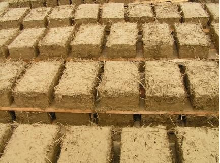 Кирпич из глины "саман" своими руками