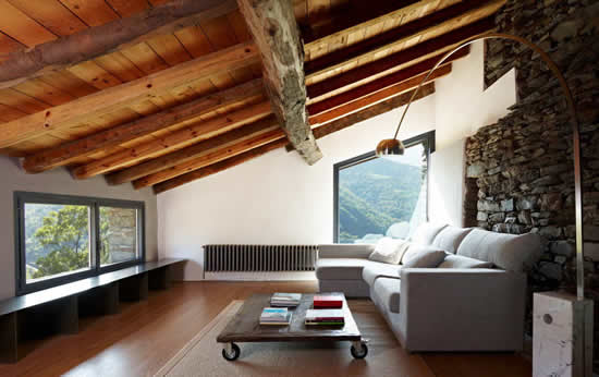 Старый потолок, как элемент стильного дизайна